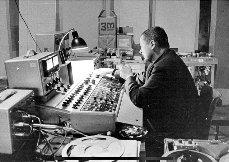 Helmut Kolbe with Studer C37 and Revox G36 reel tape recorders