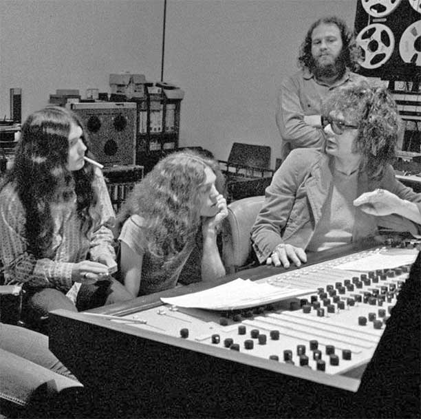 Lynyrd Skynyrd with Al Kooper  and Scully reel tape recorder 