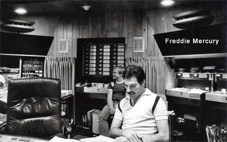 Frddie Mercury in studio with Studer tape recorders